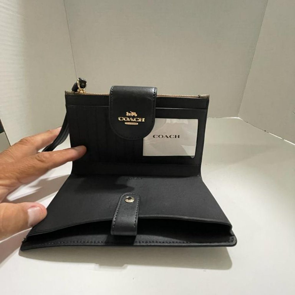 Coach Wallets - Picture 7 of 12